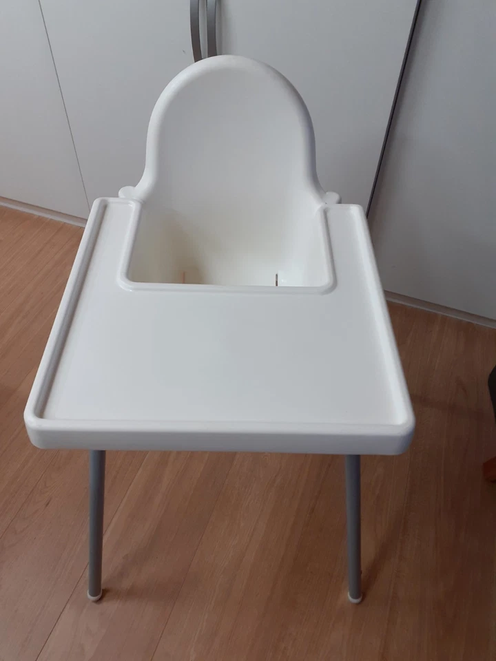 Seggiolone IKEA Antilop con vassoio - Immagine 2 di 4