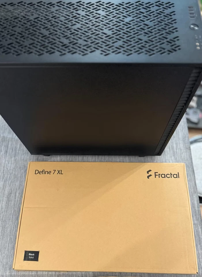 Fractal Define 7 XL Tower + Corsair iCUE H170i CPU Kühlung - Bild 2 von 4