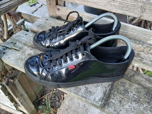 Kickers Designer Lackleder Schulschuhe Euro 40 UK 6 LESEN