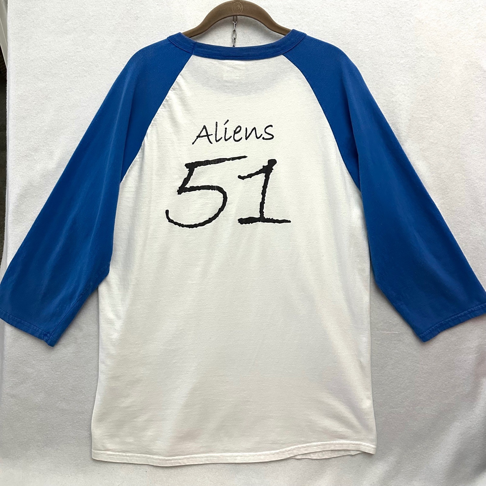 Y2K Champion Aliens 51 Mens L Raglan Baseball Tee Blue White Shirt Large vintage
