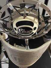 Blue Microphone USB Snowball w/ The Ringer Shockmount Blue Metal Pop Filter