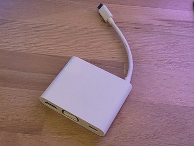 Huawei Matedock v2.0 Dockingstation 4 IN 1 Hub VGA, Usb-A , Usb-C HDMI Interface