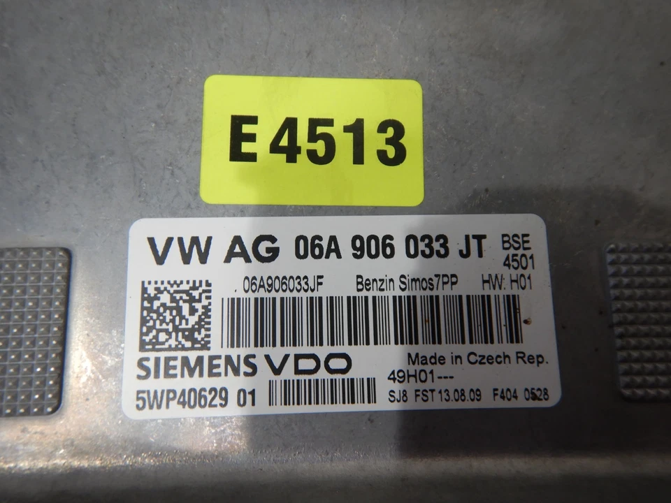 Centralina Motore VW Golf Plus 5M 1.6 75KW BSE 06A906033JT Originale - Immagine 2 di 2