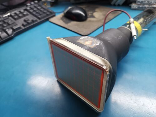 Osciloscopio Tektronix 465B tubo CRT 154-0731-00 - Imagen 8 de 12