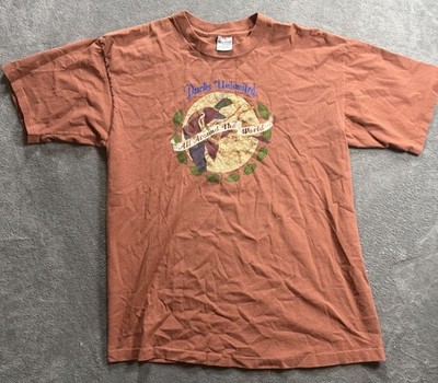 Vintage rust-colored Ducks Unlimited graphic t-shirt size large , USA