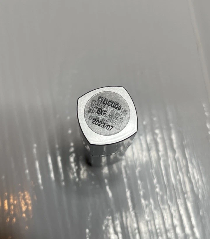 Avon Beyond Color Lip Conditioner SPF 15 Sunscreen New Discontinued EXP: 07/2023 - Image 4 of 4