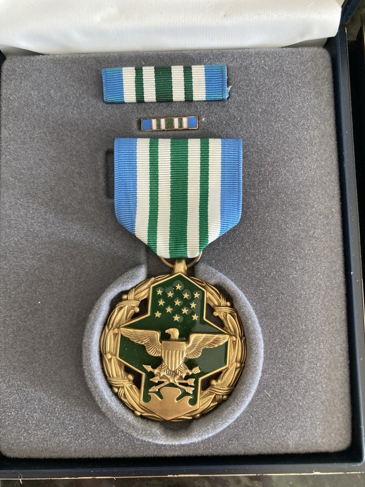 Assorted Military Medals, Ribbons, Ribbon Racks, and Pins Set. Lot of 3 ...