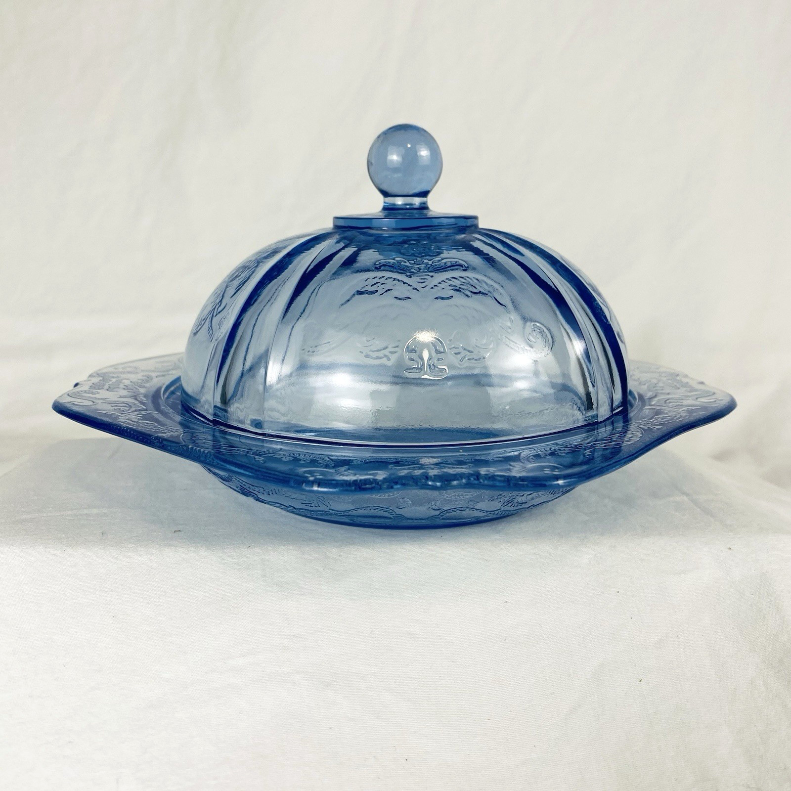 Vtg Indiana Glass Recollection Blue Federal Madrid Covered Dish