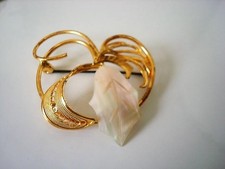 Vintage Gold Tone and Mother of Pearl Shell Floral Pin Brooch As Found KJ