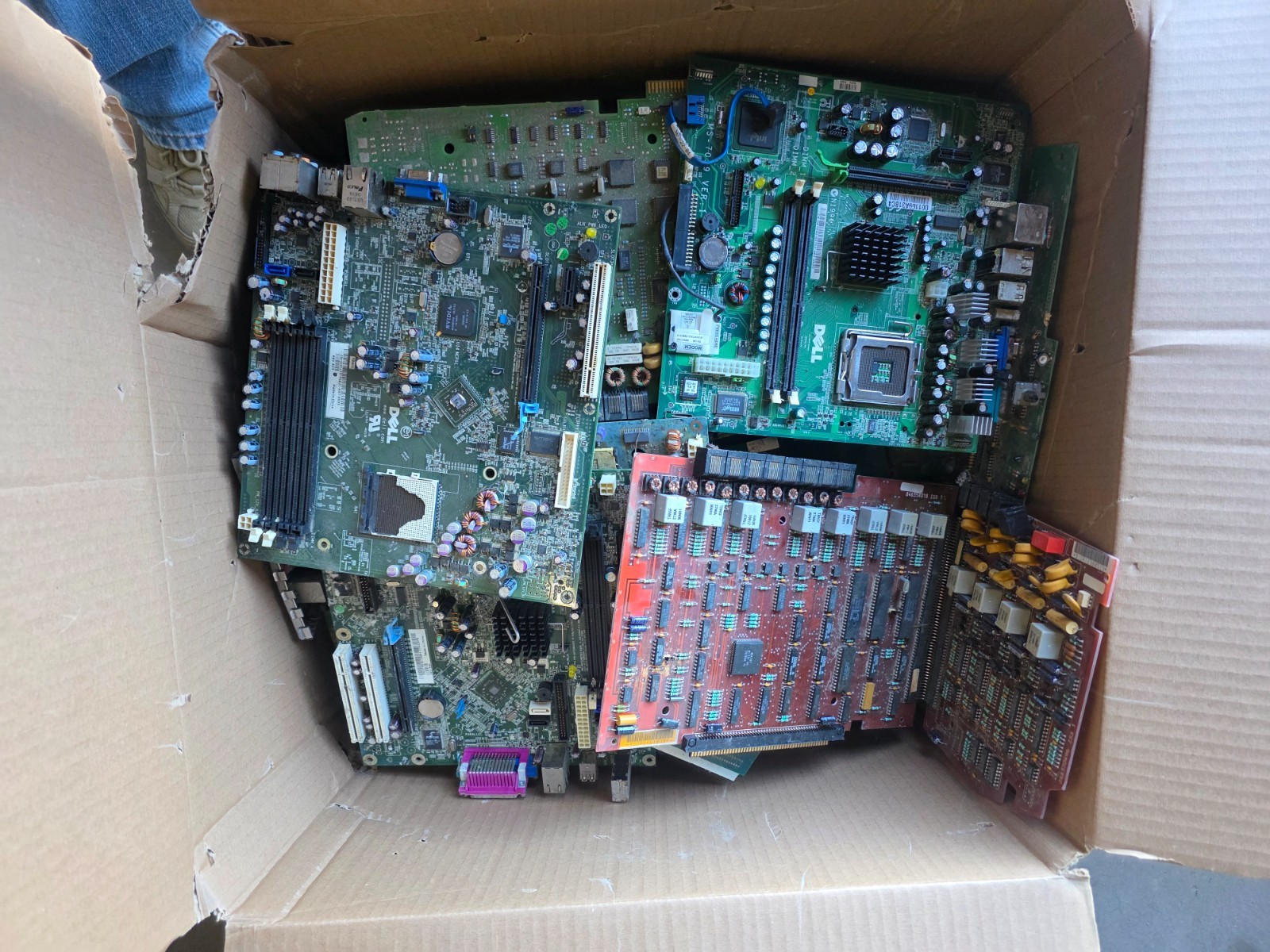 400 lbs Scrap Gold Motherboard Computer Cards Scrap Gold Precious Metal Recovery