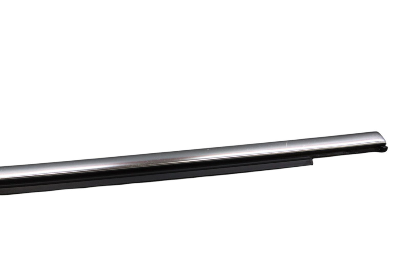 Maserati Ghibli 2014-2022 Rear Right Inner Window glass seal