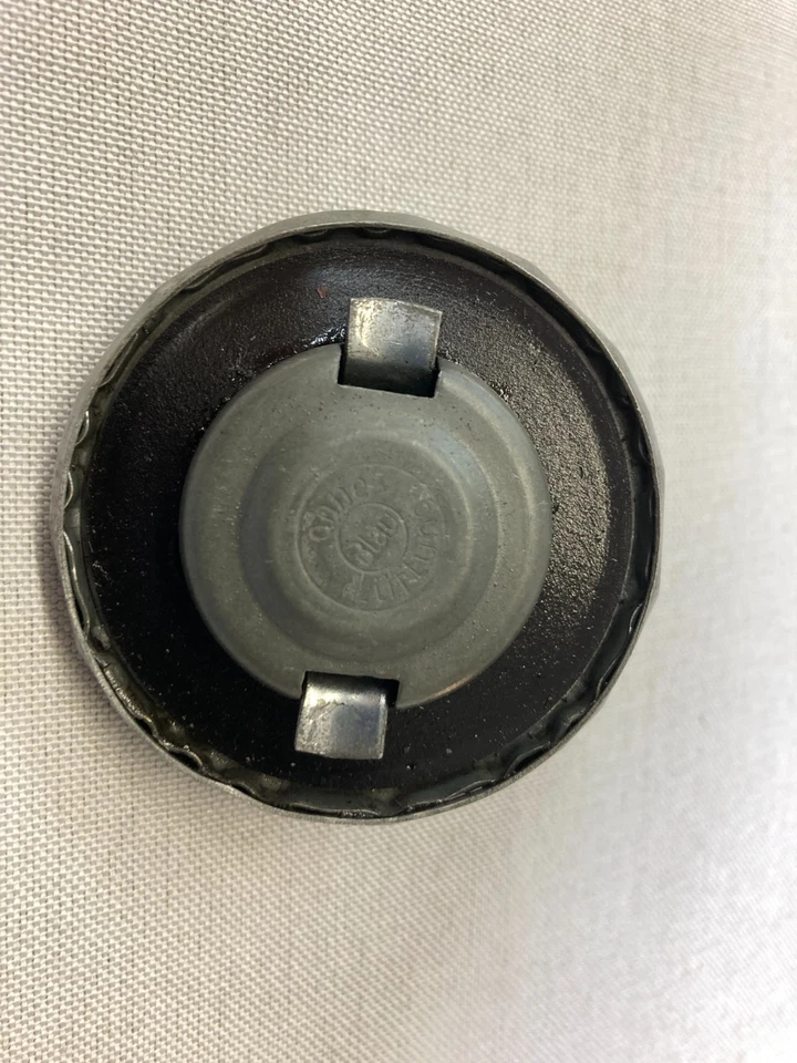 Tapa de llenado de aceite rara original 1972 solo Porsche 911 Foto 2 de 4
