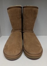 UGG Classic Short II Women's Boots - Chestnut Women's Size 8 S/N 1016223