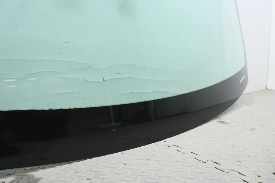 Cristal parabrisas Chevy Silverado 2500 2020 2021 2022 2023 Foto 4 de 4