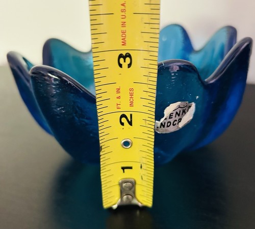 Blenko Art Glass Scalloped Lotus Eight Petal Blue Bowl 5" Glows! - Picture 12 of 12