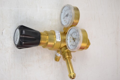 NorLab HP722-250-580-F High Purity Pressure Regulator Norco Inc Harris - Picture 3 of 10