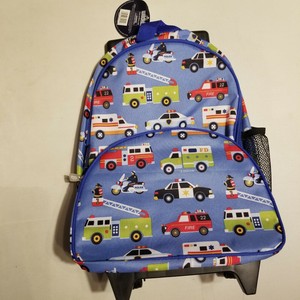 wildkin rolling luggage