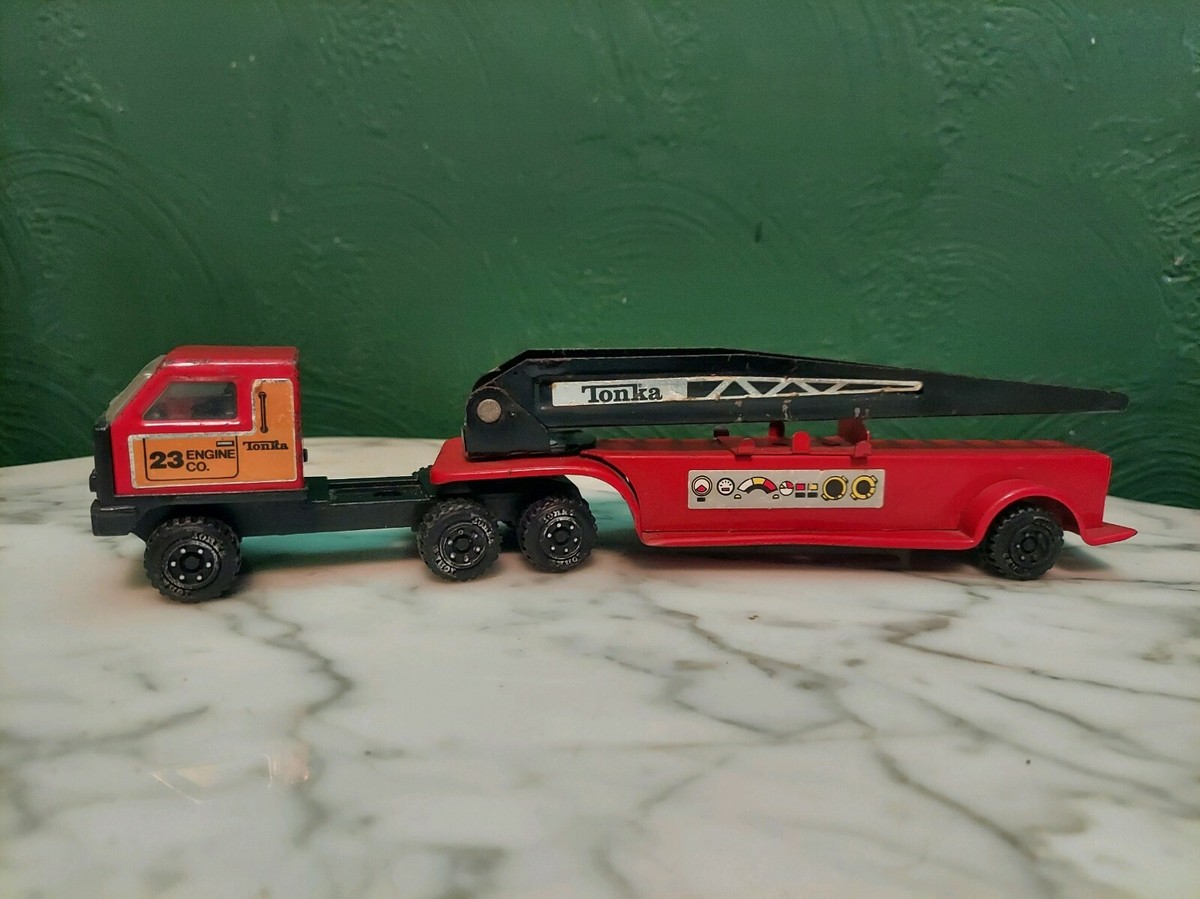 Vintage Tonka Fire Truck Engine 23