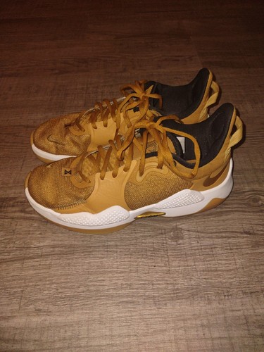 Basketball Shoes CW3143-700 