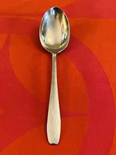 Wallace STARGLOW Floral Spray  Glossy 1- Serving Spoon  8 1/8"