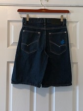 VINTAGE ROCAWEAR ORIGINAL FIT JEAN BOYS SHORTS SIZE 10 WAIST 26" INSEAM IS 10"
