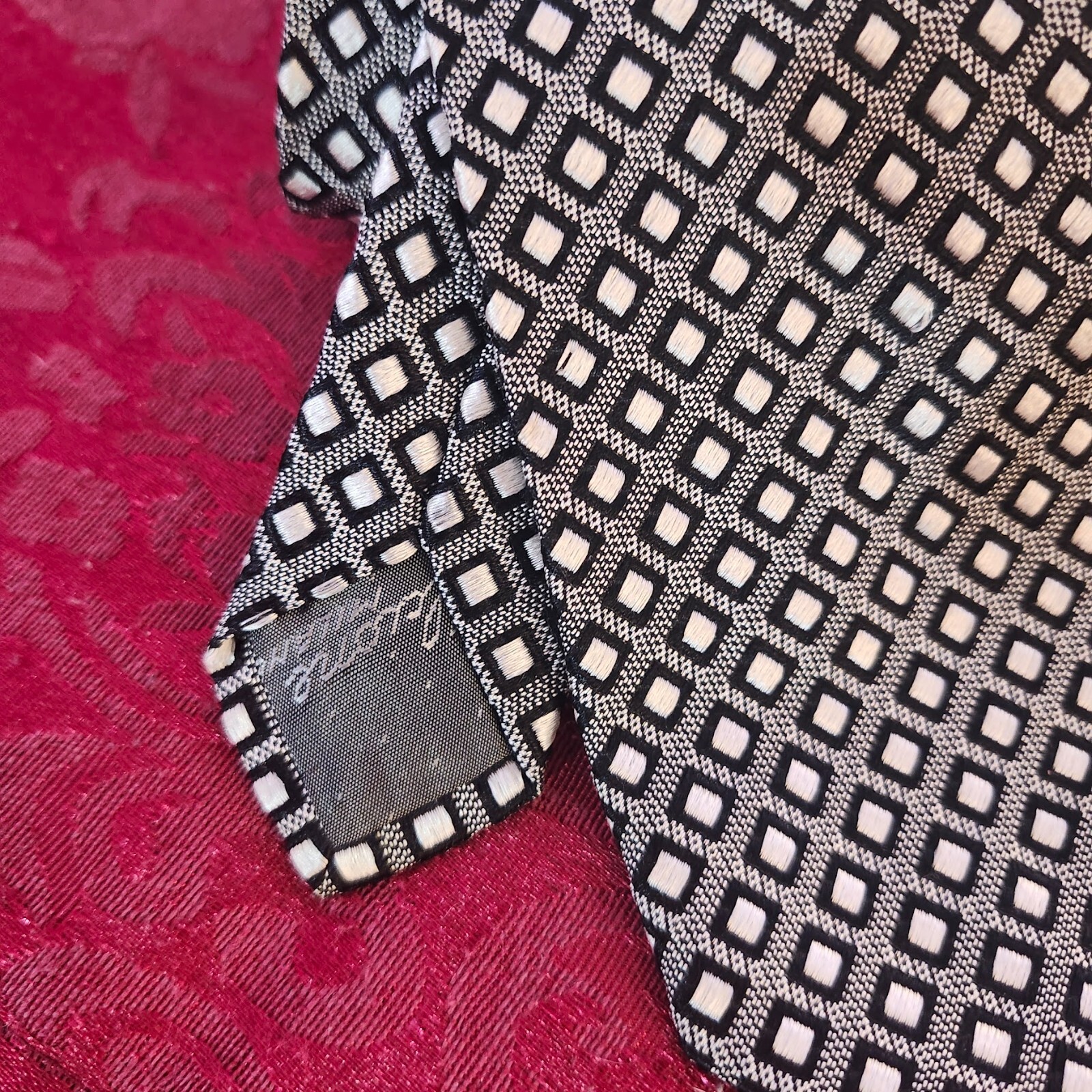 Alcione Milano Silver Diamond Pattern Tie image 3