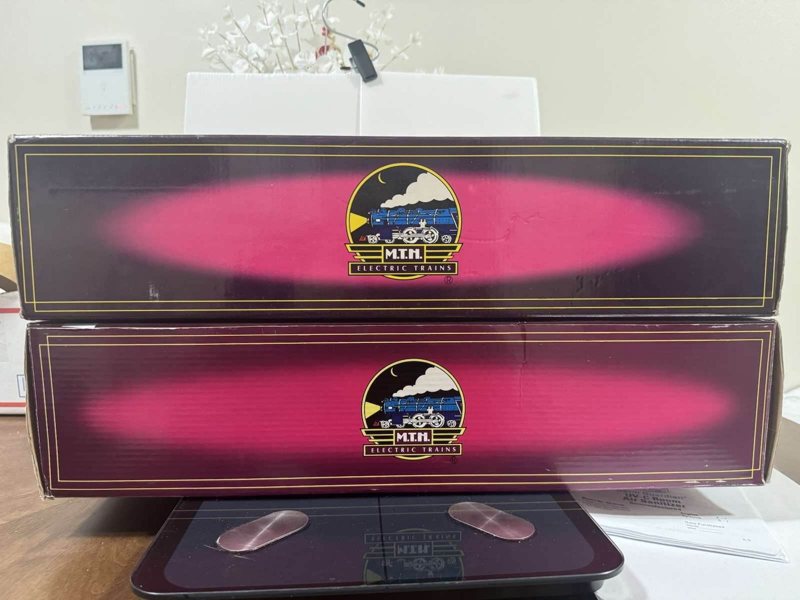 M.T.H BL-2 Diesel Engine And LMS Standar Passenger Car