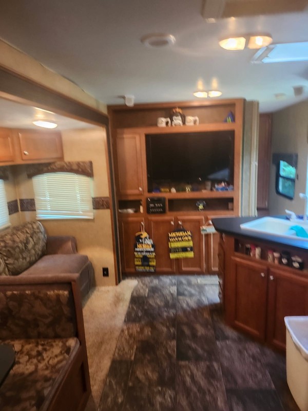 Camper Shasta Rivera - thumbnail 11