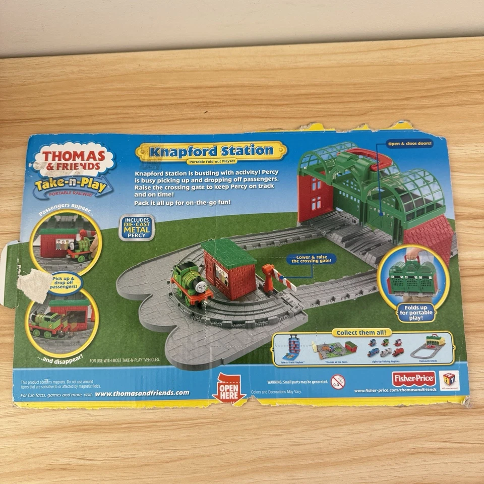 Складной игровой набор Thomas & Friends Knapford Station Take N Play Train Track - Изображение 2 из 4