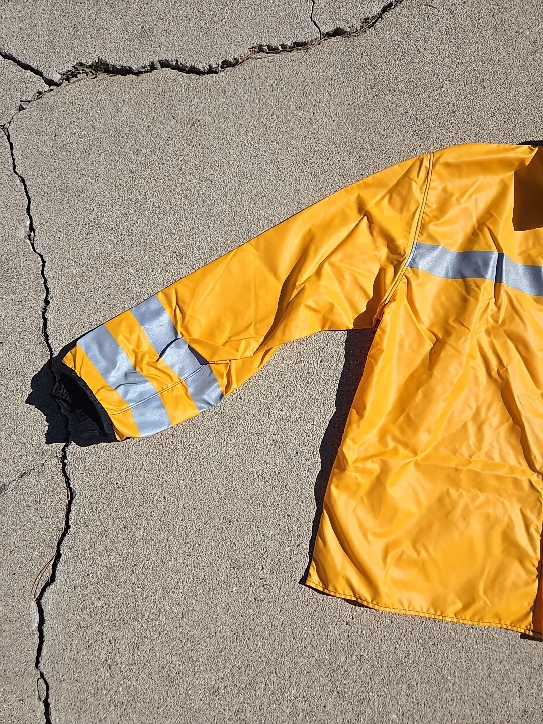 Heavy Weight Hi-Vis Reflective Slicker Jacket (Yellow) Made In USA, NWOT π₯ - product detail image 3