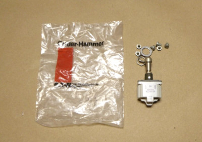 New Eaton CH (DPDT) 3 Position Toggle Switch Locking Lever MS27408-2M, 8504K60