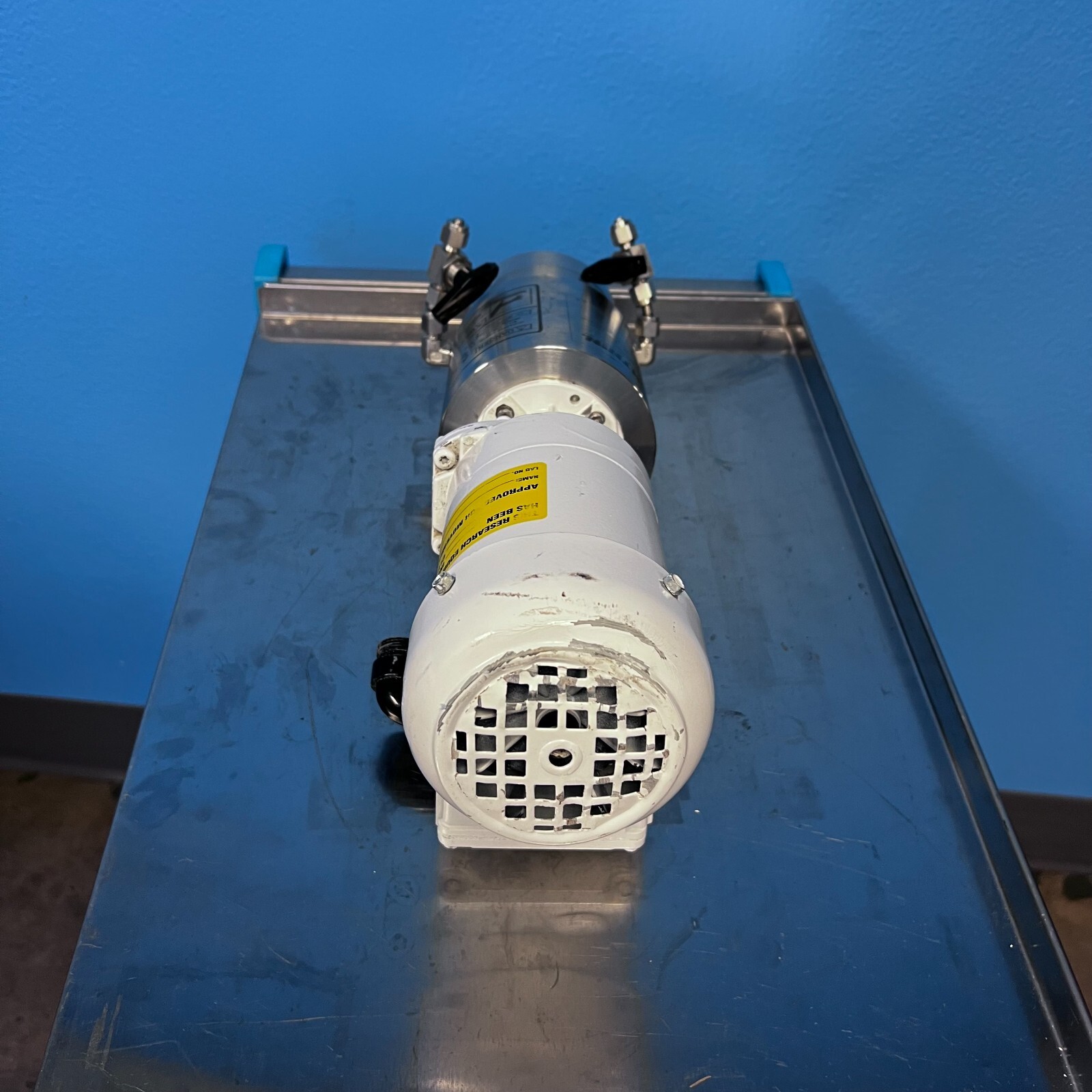 LIGHTNIN SanStart SVM4S15 Sanitary Vertical Mini (SVM) Mixers for cGMP Lab