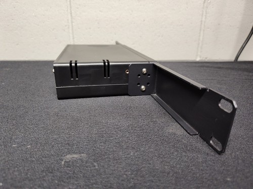 Dispositivo de monitoreo de sensor remoto de 8 puertos AKCP sensorProbe8 con fuente de alimentación - Imagen 6 de 9