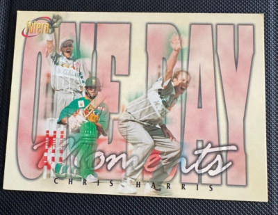 1995-96 Futera Cricket Card One Day Moments Puzzle Card Chris Harris #37
