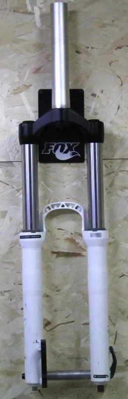 ROCKSHOX DOMAIN 26 www.judo92.com