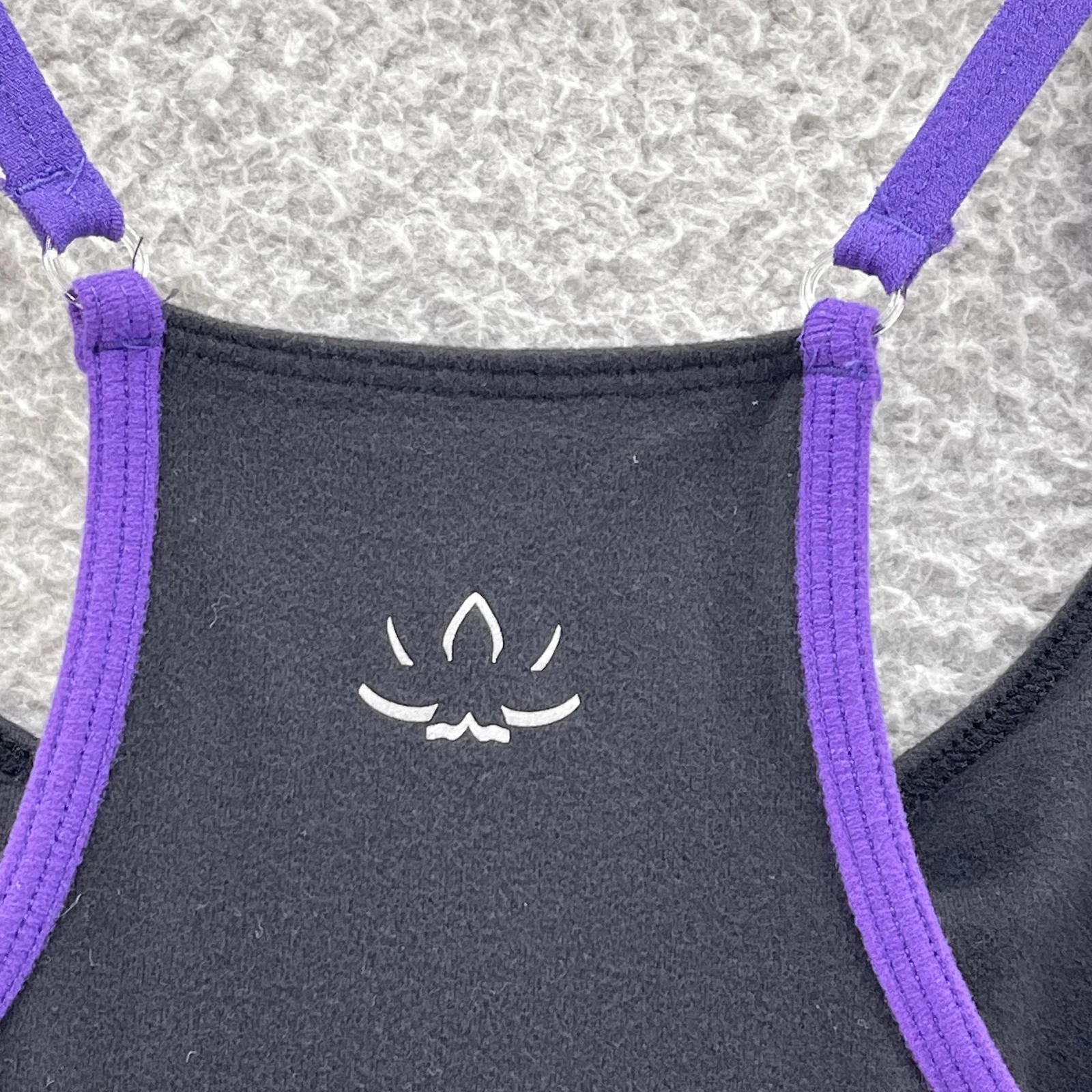 beyond-yoga equinox purple trim stretch activewear tank-top