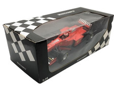 MINICHAMPS 1/18 Ferrari F1 #4 E. Irvine
