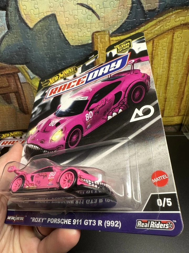 2024 Hot Wheels Premium Car Culture Race Day CHASE ROXY & REXY Porsche 911 GT3 - Image 4 of 4