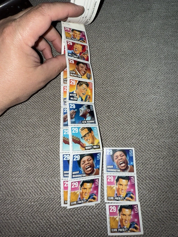 U.S. BKLT OF 19 SCOTT#BK204 29ct 1993 ROCK&ROLL/RHYTHM&BLUES MINT VARIOUS P#'s - Image 2 of 3