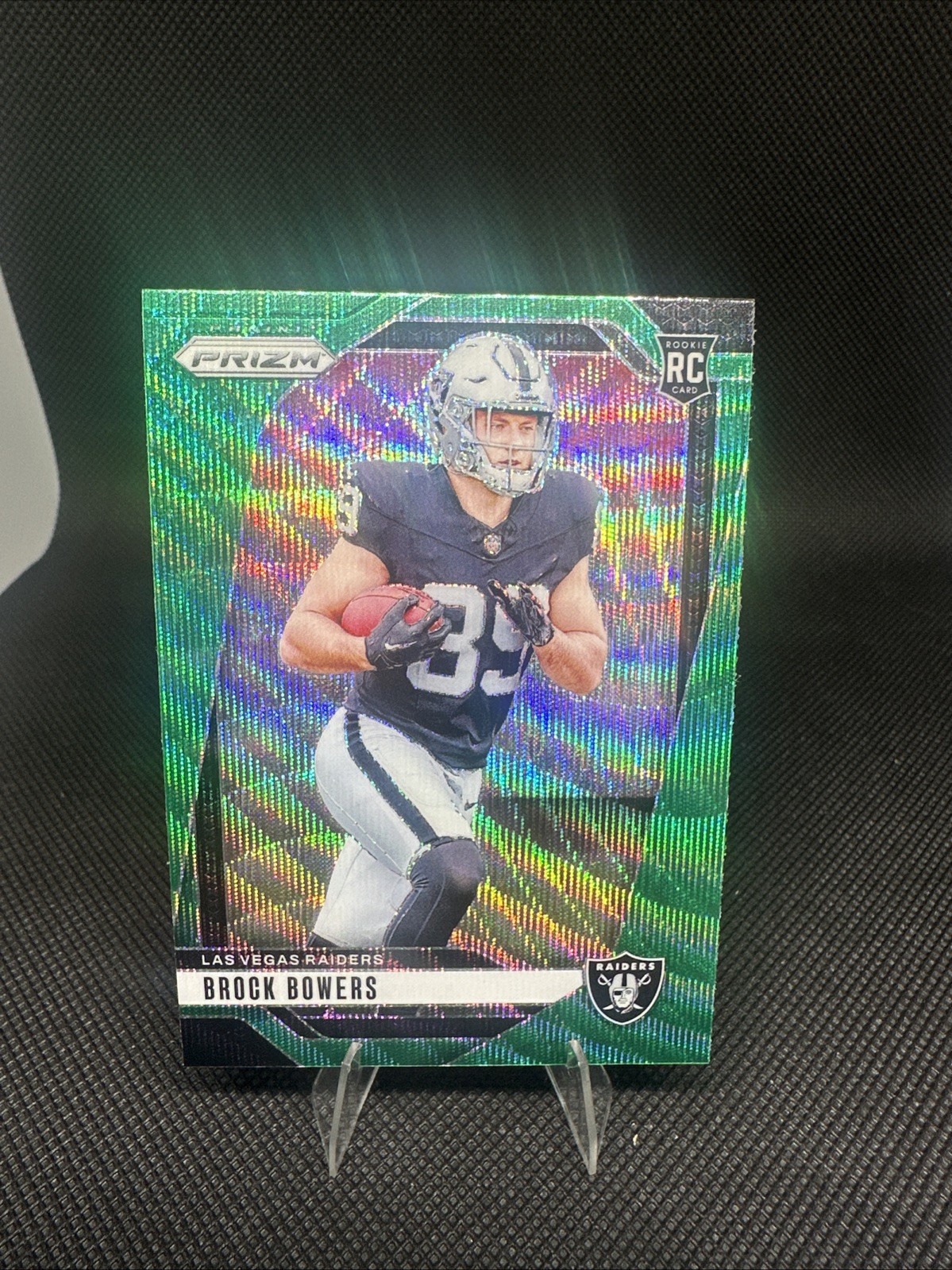 2024 Panini Prizm - Rookies Brock Bowers #315 Green Wave Prizm (RC)