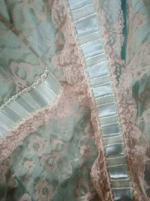 M Vintage Peignoir set lingerie  lace nylon - image 4