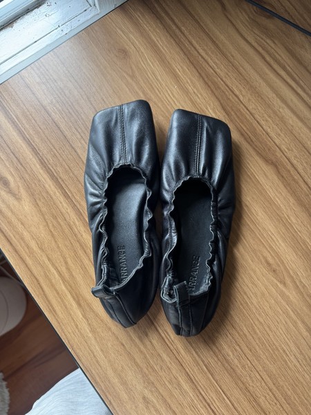 Square Toe Leather Ballet Flats in Black