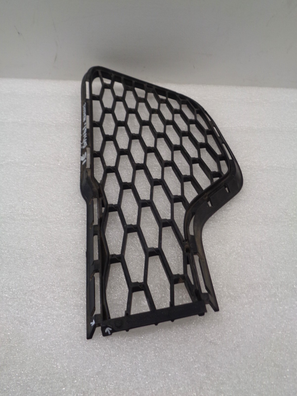 14-17 Maserati Ghibli Front Left Bumper Grille Bezel Molding Cover OEM AK2402142