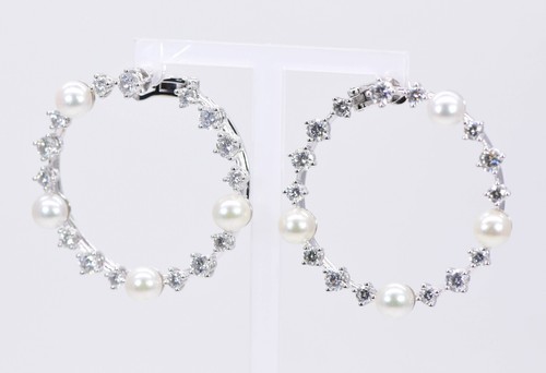 Chopard High Jewellery 6ct Diamond and Pearl 18k White Gold Earrings- Mint - Picture 3 of 9