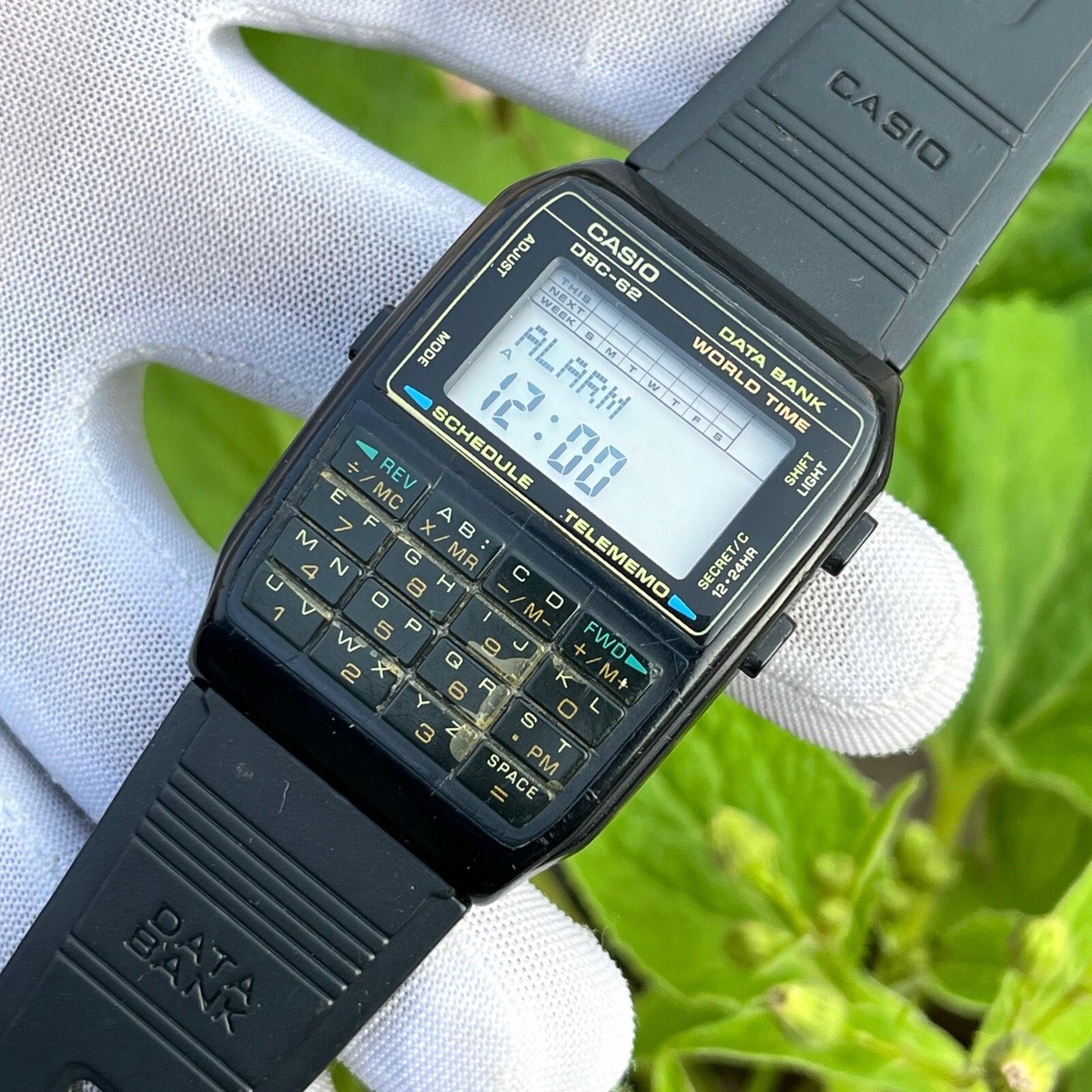 Vintage Casio DBC-62 Digital Data Bank Calculator World Time