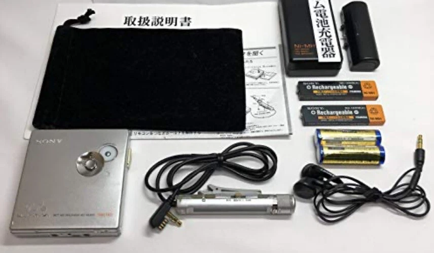 SONY Walkman MZ-NE810 Portable MiniDisc Player net MD silver & accessories