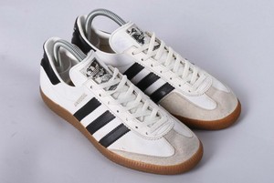 adidas universal cena