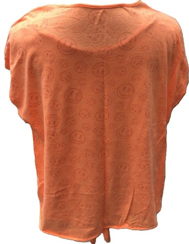 2pc SO Smiley Face Shirt Top & Yoga Capri Leggings Outfit Size XL 16 & 16 1/2 - Picture 3 of 5
