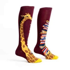 A Tall Tale Women's Knee High Socks Size 9-11 Sock It To Me Giraffe Fashion New