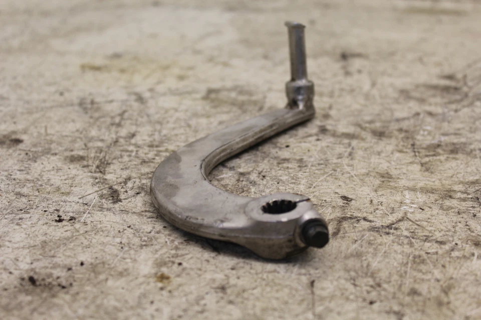 Suzuki Katana 600 2004 fabricante de equipos originales juego trasero derecho pedal de freno B30D Foto 4 de 4